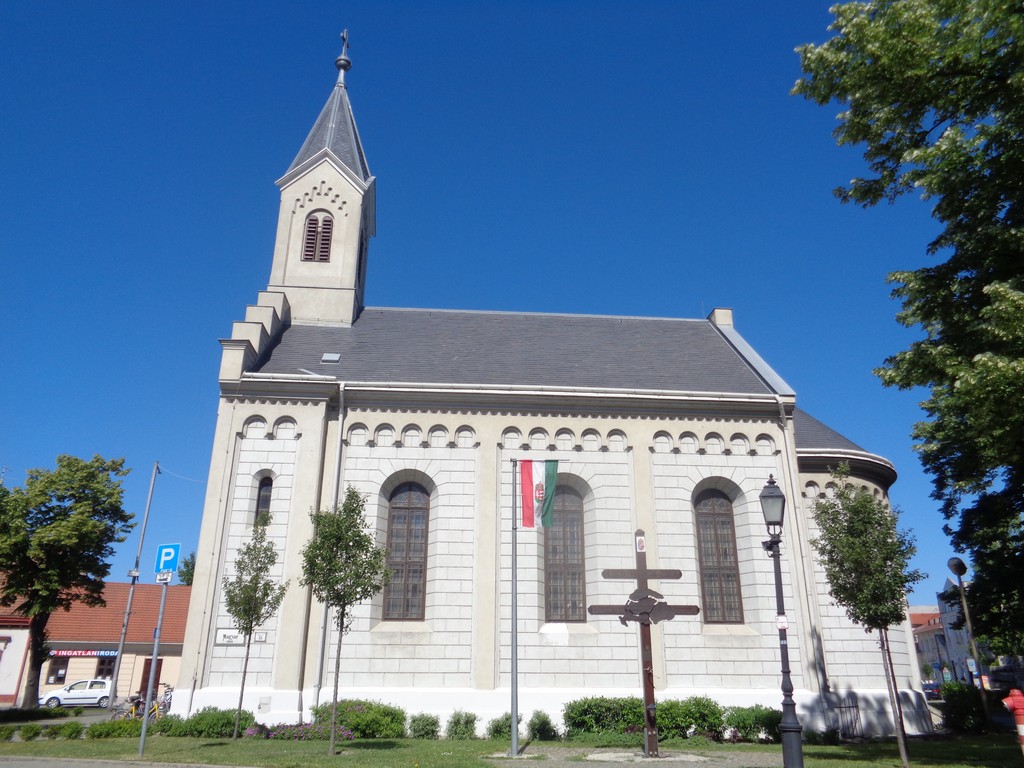 A magyaróvári evangélikus templom és környéke - Kult-utca