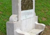 Csokonai-emlékpad 