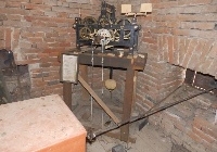 A régi mechanikus óra szerkezete
