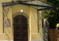 Óbudai Református Templom - a tornyon levő kapu