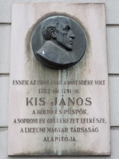Kis János emléktábla Sopron Széchenyi tér 11